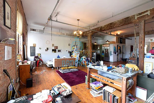 Rented by null | media 5