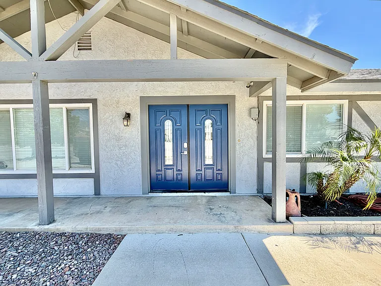 1017 W Casmalia St — Photo 31