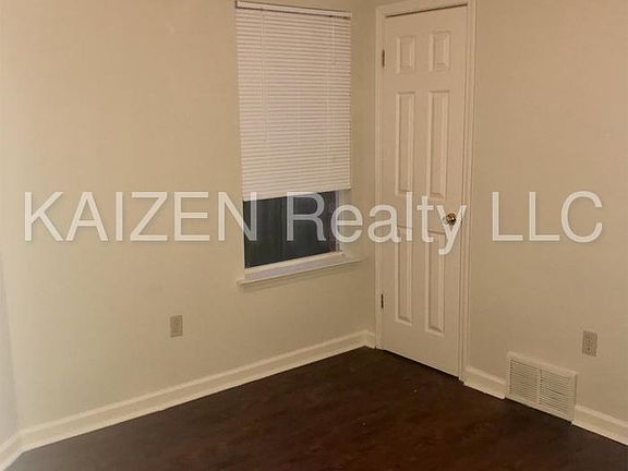 4th image of 7741 Shadowland Dr