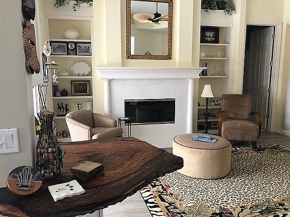 Formal Living Room 