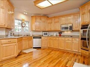 500 Carriage Hill Rd, Simpsonville, SC 29681