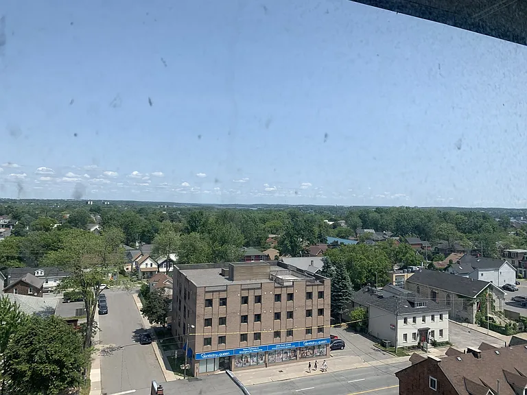 401 Princess St — Photo 8