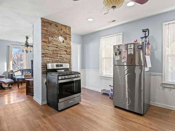 78 Greenwood St, Worcester, MA