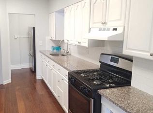 9 Adelaide Pl #2, Edgewater, NJ 07020