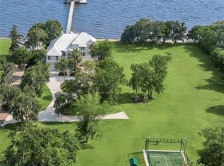 100 Mulberry Ave, Mandeville, LA 70448