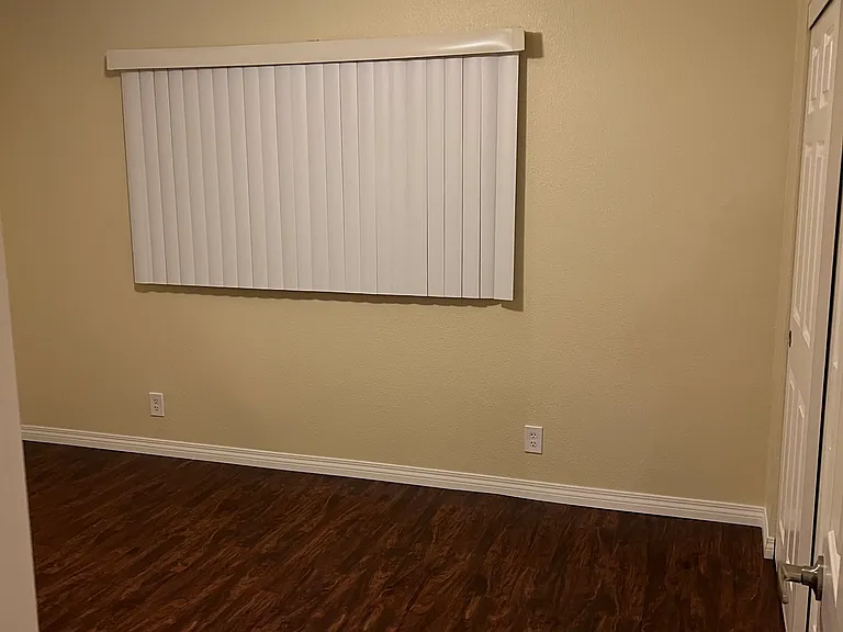 3024 E Carey Ave #1 — Photo 2