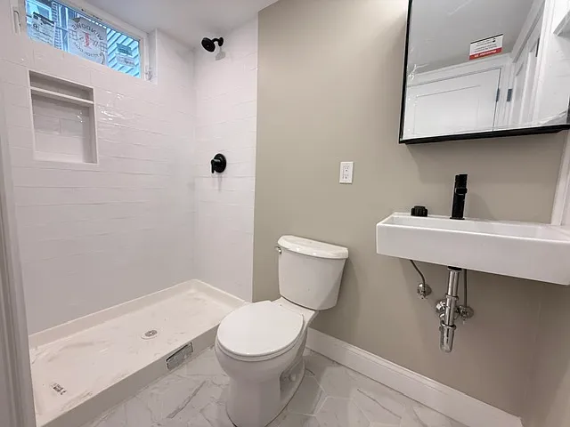 6 Endicott Ct #1 — Photo 8