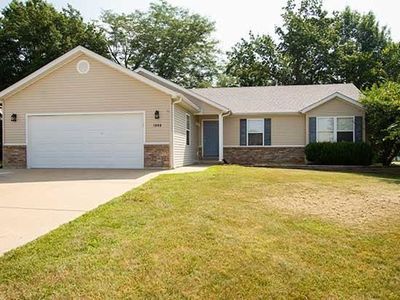 1000 Sleepy Hollow Dr, Troy, MO, 63379