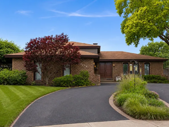3250 192nd Pl, Lansing, IL 60438