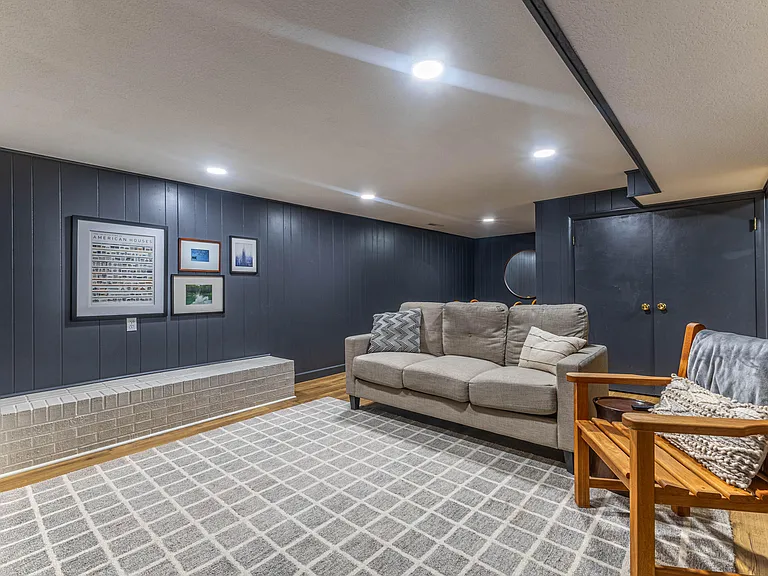 3312 Lynnwood Dr — Photo 31