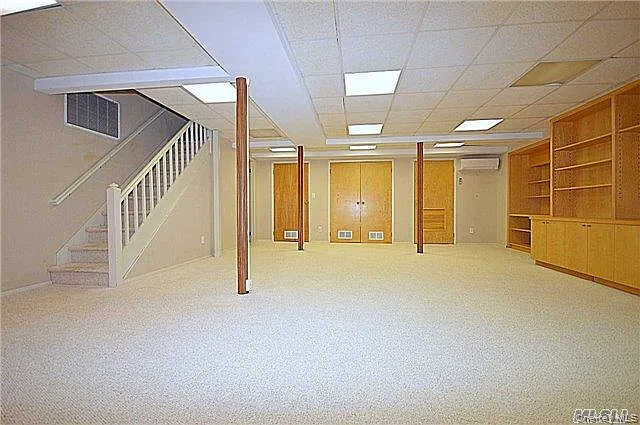 17 Hilltop Dr W — Photo 16