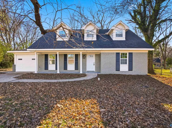 11028 Jean Rd SE, Huntsville, AL 35803