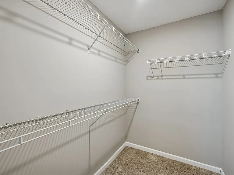 3219 Clemons Cir — Photo 7