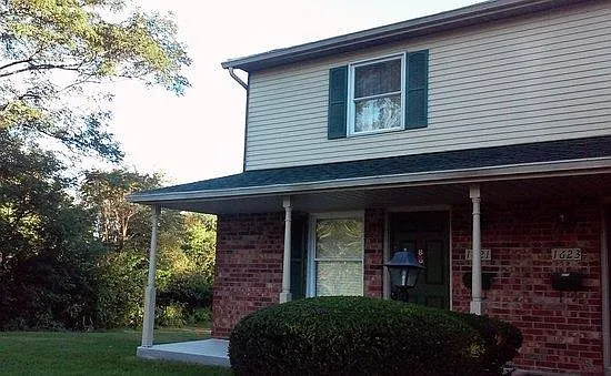 1621 S Dorchester Dr photo 1