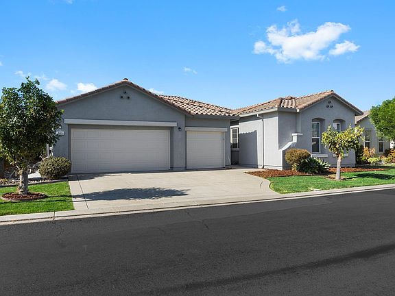 2nd image of 513 Black Diamond Drive