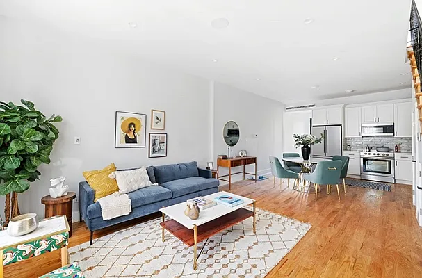 Rented by Compass | media 2