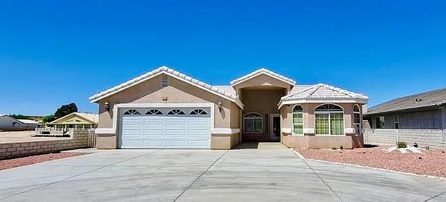 26346 Driftwood Ln — Photo 2