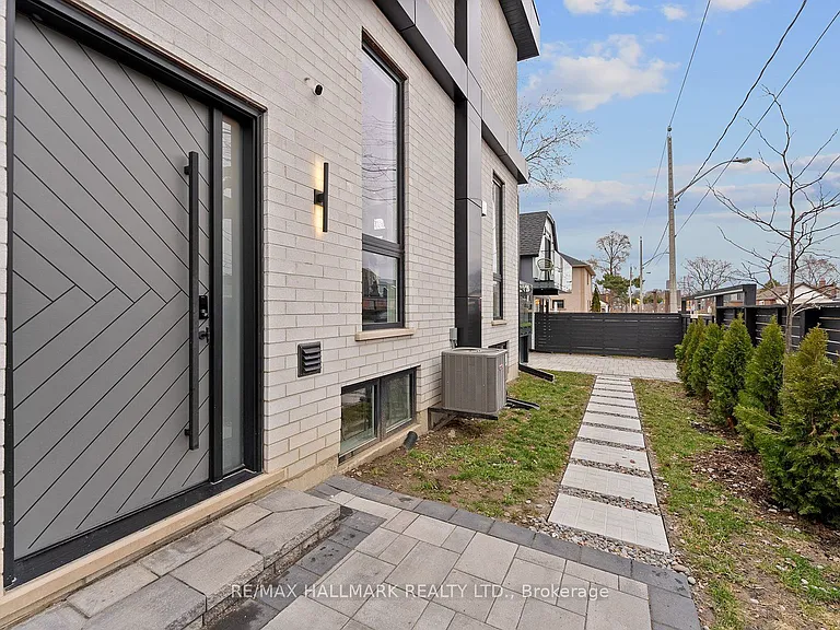171 Durant Ave #MAIN FULL HOUSE — Photo 35