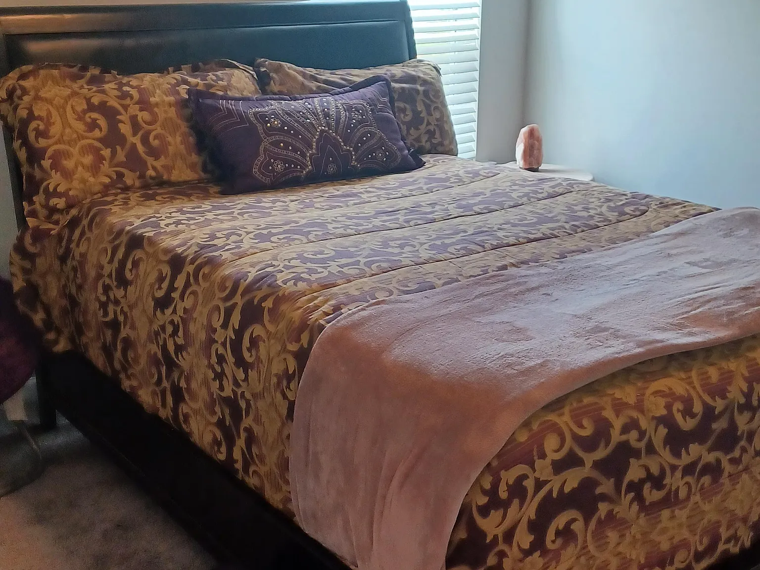 3 bed, 2.5 bath, 2527 sqft, $1,027 — Photo 1
