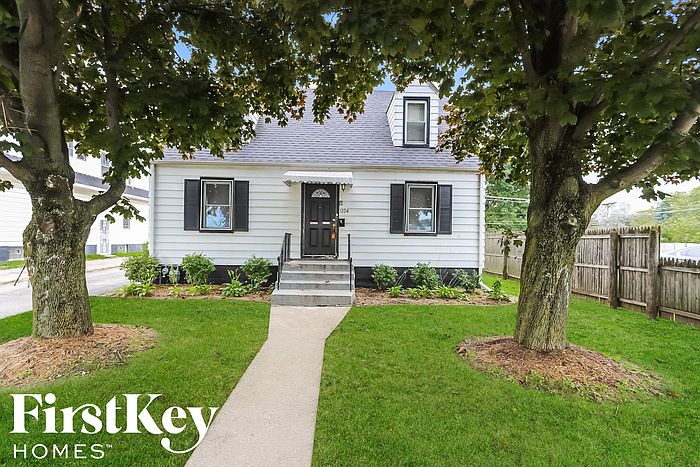 1st image of 1204 N Lewis Ave