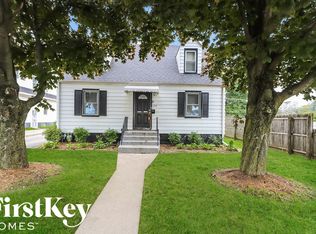 1204 N Lewis Ave, Waukegan, IL 60085