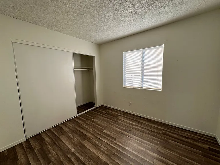 6942 Appleton Dr — Photo 24