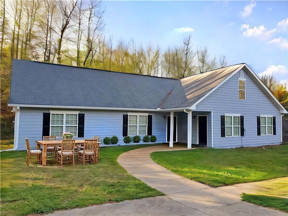 1st image of 140 River Pointe Ct SW