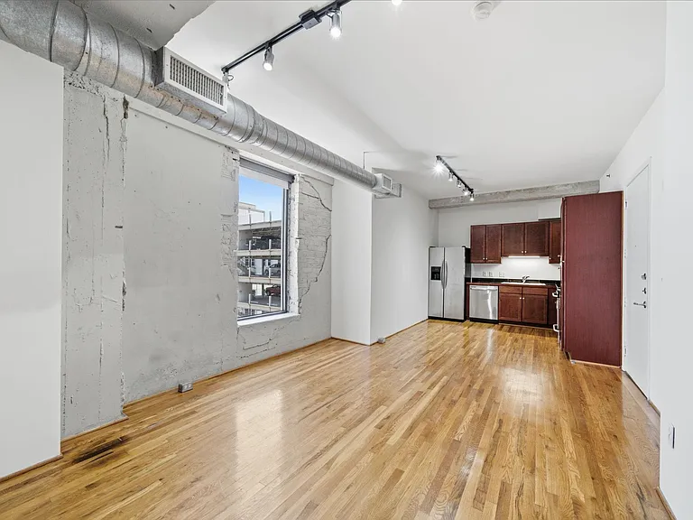917 Main St #901 — Photo 3
