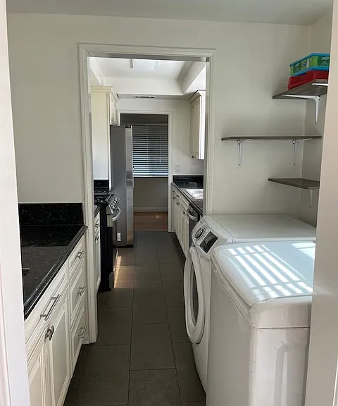 3971 Bentley Ave — Photo 13