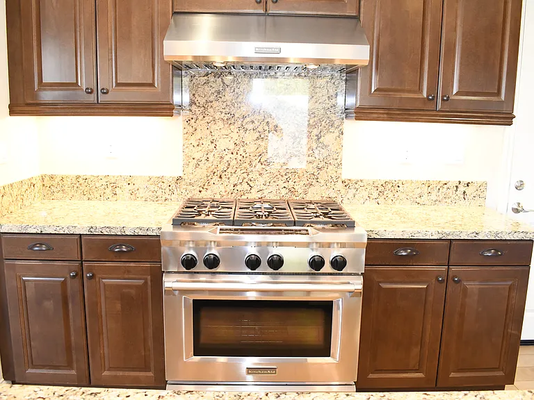 56 Shadowbrook — Photo 4