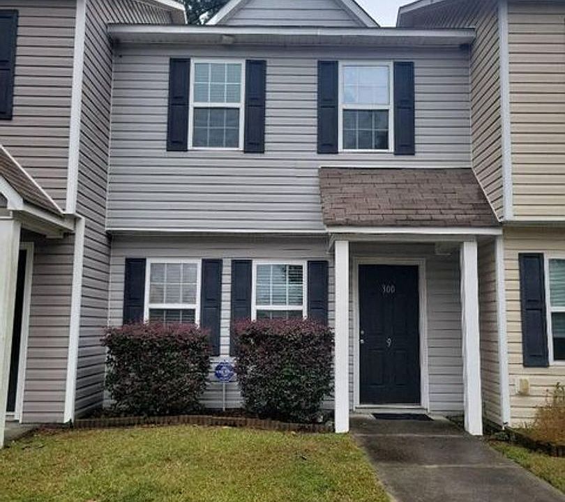 1st image of 300-9 Burley Dr