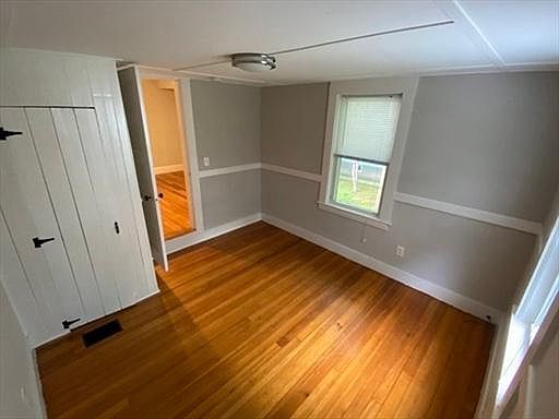2nd image of 40 Massachusetts Ave #2