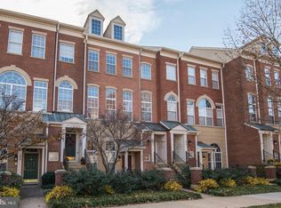 1895 Crescent Park Dr #109A, Reston, VA 20190