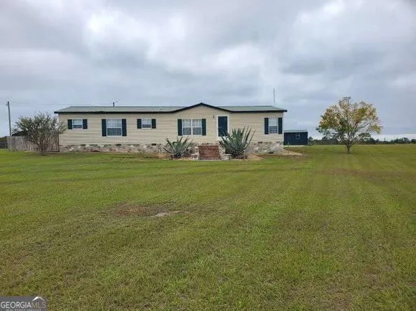 339 Chapel Hill Cir #15, Enigma, GA 31749