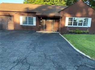 14 N John St, Pearl River, NY 10965