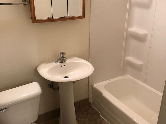 5th image of 2809 W Highland Blvd APT 201