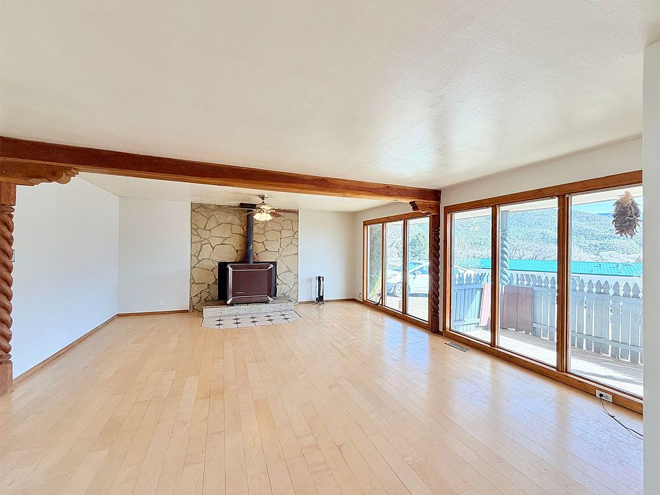 1st image of 9 Castle Rd