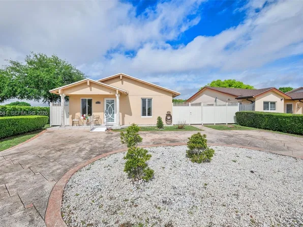 4218 SW 138th Ct, Miami, FL 33175