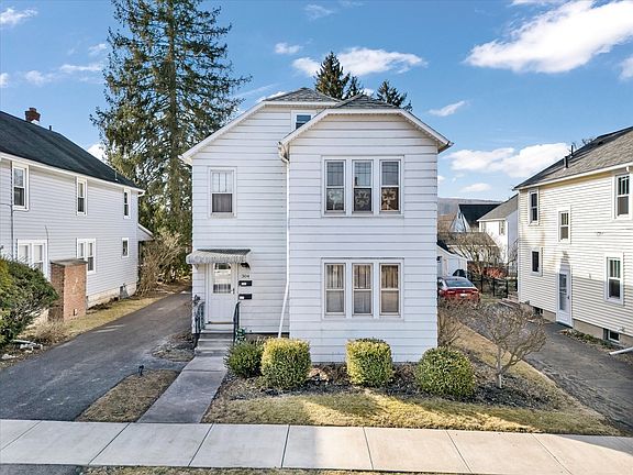 2nd image of 304 E Edwards St