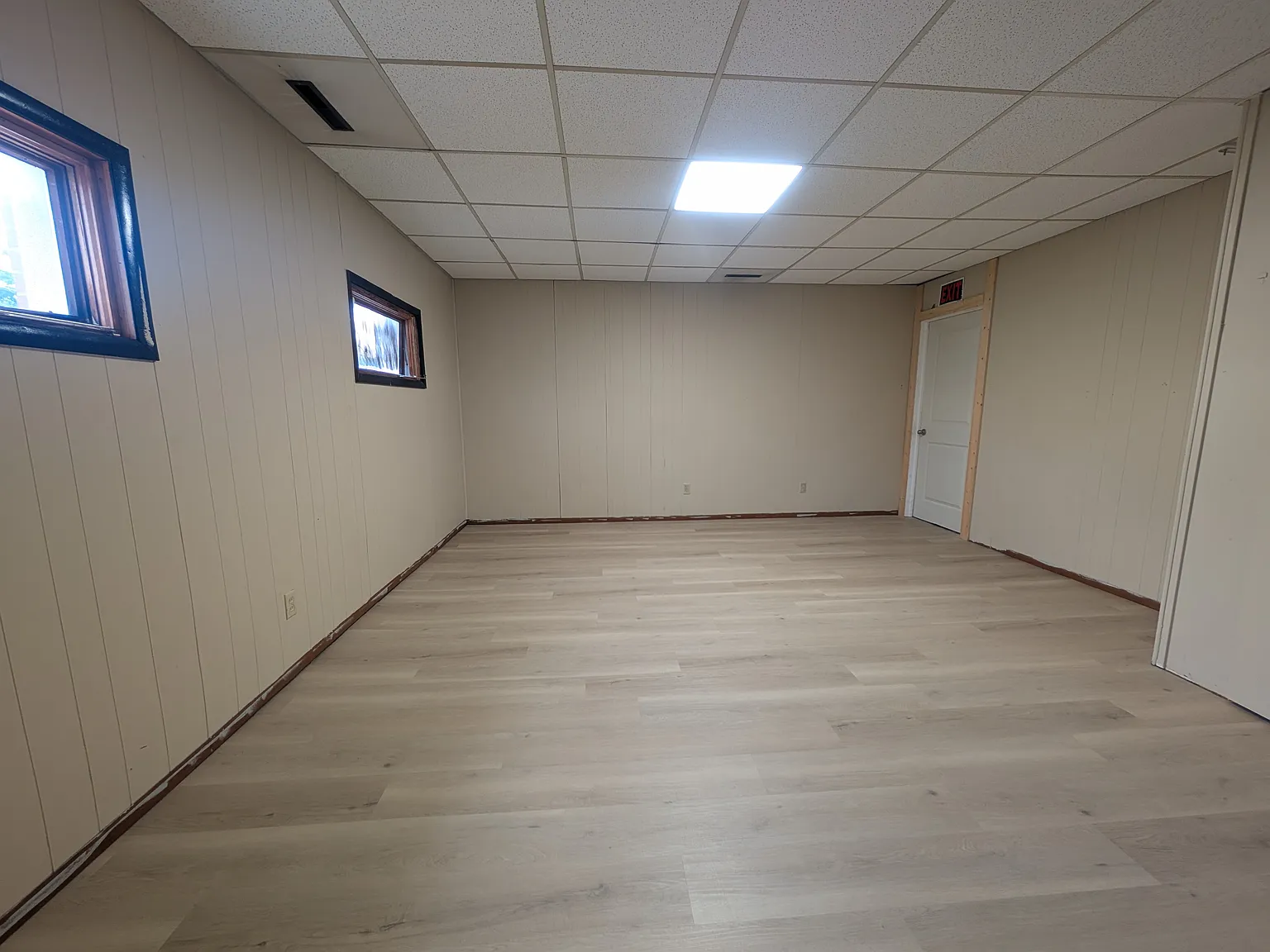3 bed, $1,300 — Photo 3