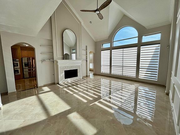 3rd image of 3109 Glenmere Ct