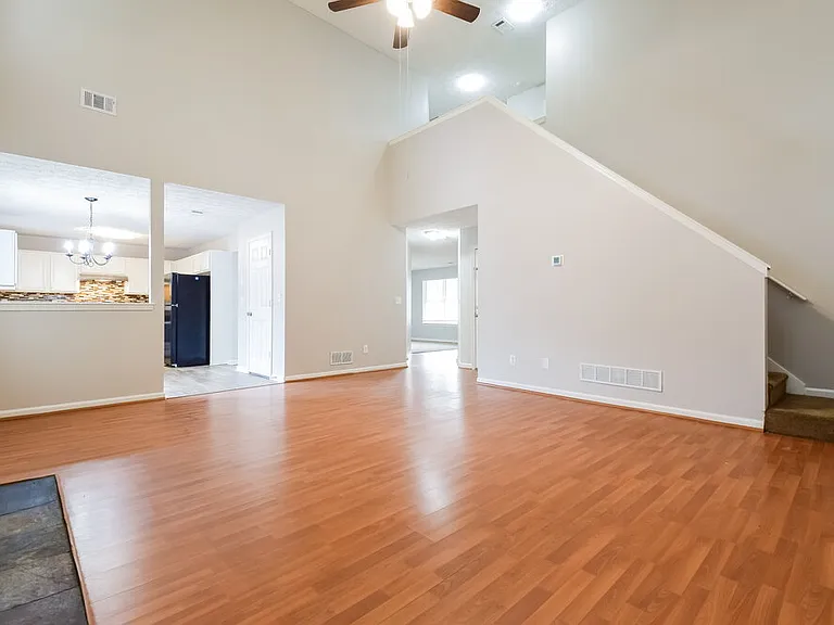 3791 Landgraf Cv — Photo 7