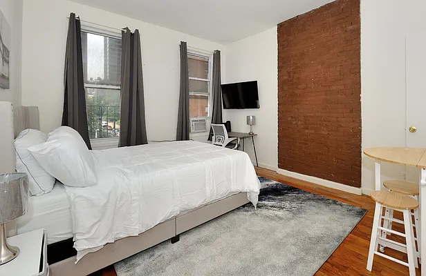 Rented by Furnished Habitat | media 2