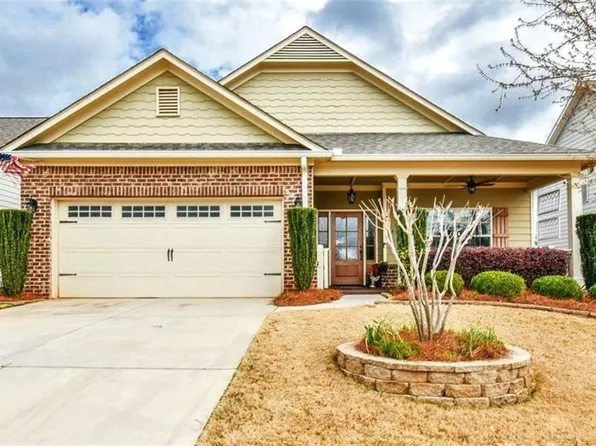 4814 Lost Creek Dr, Gainesville, GA 30504