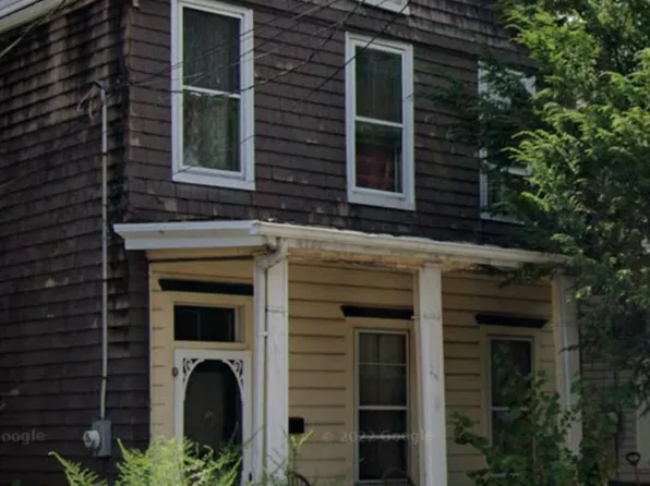 26 Metcalfe St, Staten Island, NY 10304