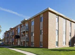 2130 W County Rd E #2B-1BA, Saint Paul, MN 55126