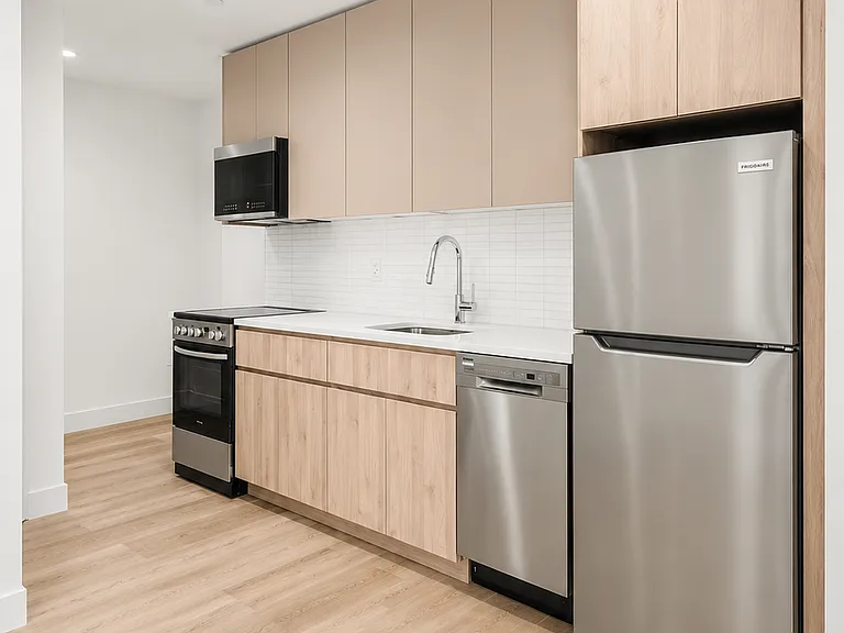 91 Bruckner Blvd #113 — Photo 4