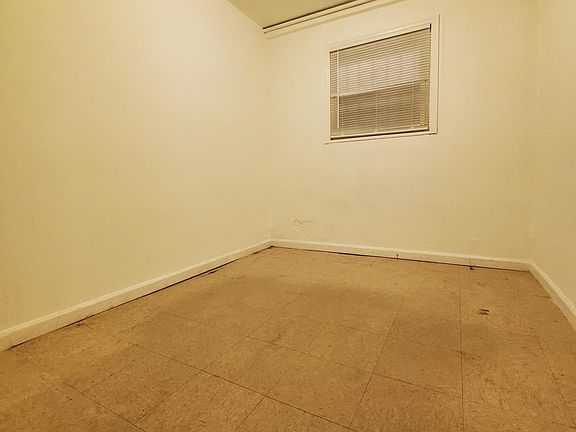4th image of 10819 46th Ave Floor 1