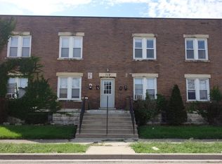 714 W Washington St APT 4, Joliet, IL 60435