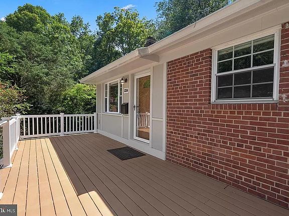 2nd image of 3256 Holly Hill Dr